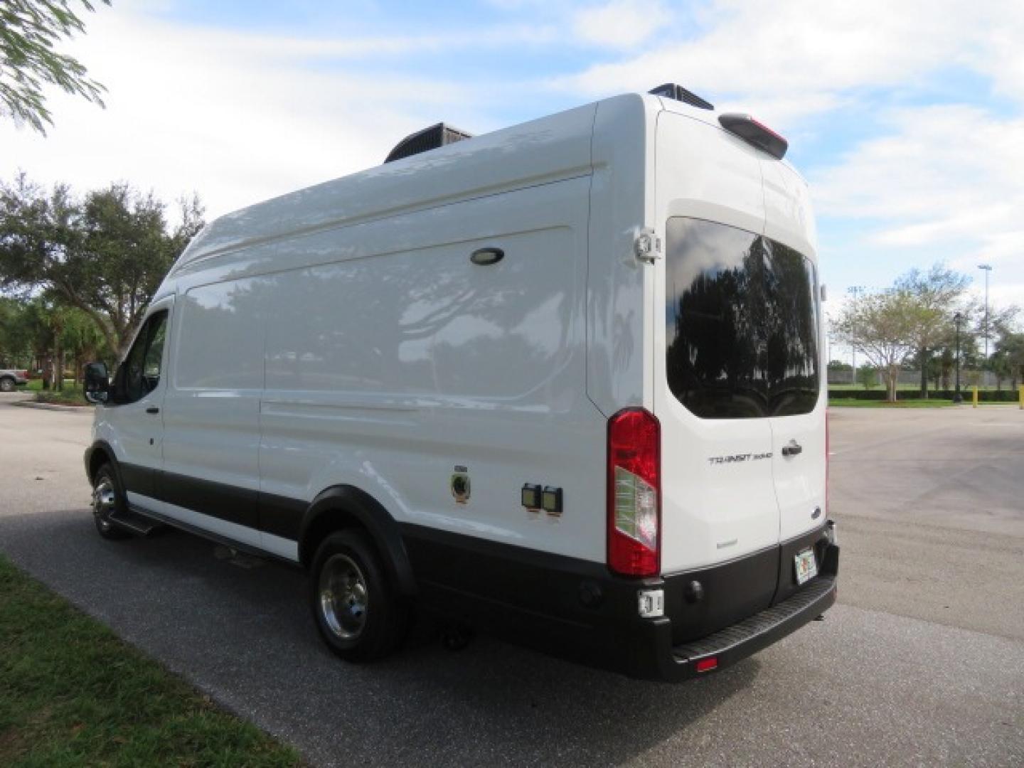 2019 White /Gray Ford Transit (1FTRS4XG0KK) , located at 4301 Oak Circle #19, Boca Raton, FL, 33431, (954) 561-2499, 26.388861, -80.084038 - 2019 Ford Transit T350 High Roof Extended Commercial Dog Grooming Van Wag-n-tails Dyna Groom Conversion fully equipped with everything you need to start your dog grooming business or add to your fleet. Mobile Dog Grooming Van Mobile Grooming Vehicle. Wag-N-Tails Conversion. This van is fully loaded - Photo#13